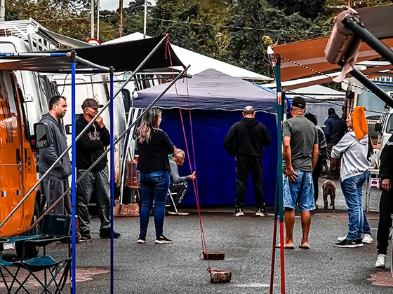 Estrutura de tendas e boxes montada no evento